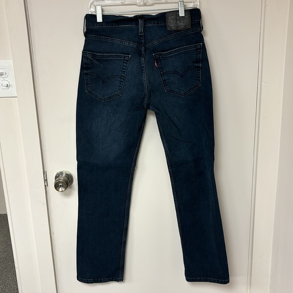 Levi’s 514 Dark Wash Jeans - Picture 3 of 5